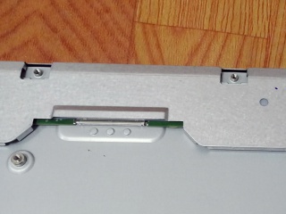 LM270WF8-SSA1