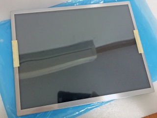 NL6448AC33-A0D